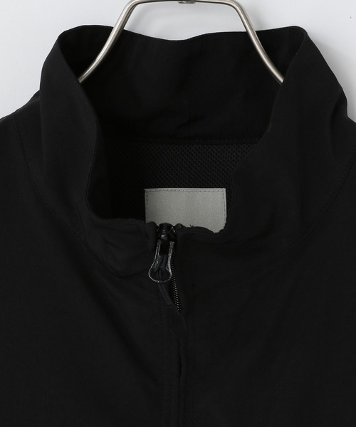 LOWRYS FARM（ローリーズファーム）の「ナイロンユーティリティベスト　 288789（その他アウター・メンズ・ブラック/アイボリー・MEDIUM/LARGE）」の13枚目の写真