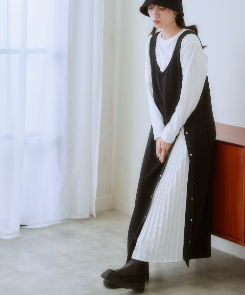 SMILE LAND（スマイルランド）の「＜大きいサイズ＞ やわらか素材プリーツデザインジャンパースカート（ジャンパースカート・レディース・ブラック/カーキ・LL/3L/4L/5L/L）」の6枚目の写真