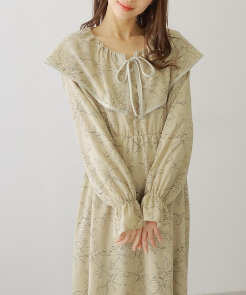 Lace Ladies(レースレディース)の「ボタニカル柄 ビッグカラー キャンディ袖 マキシ ワンピース(ワンピース・レディース・ベージュ/アイボリー/ブラック・S/FREE)」の3枚目の写真