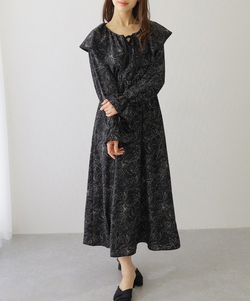 Lace Ladies(レースレディース)の「ボタニカル柄 ビッグカラー キャンディ袖 マキシ ワンピース(ワンピース・レディース・ベージュ/アイボリー/ブラック・S/FREE)」の4枚目の写真