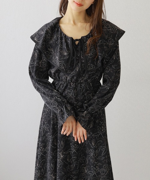 Lace Ladies(レースレディース)の「ボタニカル柄 ビッグカラー キャンディ袖 マキシ ワンピース(ワンピース・レディース・ベージュ/アイボリー/ブラック・S/FREE)」の5枚目の写真