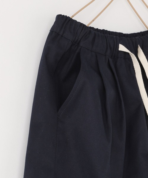 LOWRYS FARM(ローリーズファーム)の「TCタックハーフパンツ 290617(その他パンツ・キッズ・ベージュ/ネイビー・140cm/130cm/120cm/110cm/150cm)」の5枚目の写真