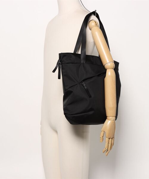 THE NORTH FACE(ザノースフェイス)の「【THE NORTH FACE/ザ ノースフェイス】PYRENEES TOTE(トートバッグ・メンズ・ブラック・FREE)」の5枚目の写真