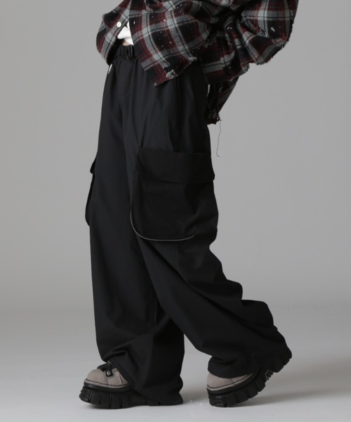 DANKE SCHON(ダンケシェーン)の「DankeSchon/ダンケシェーン/SWITCH NYLON CARGO(その他パンツ・レディース・ブラック・M/L)」の1枚目の写真