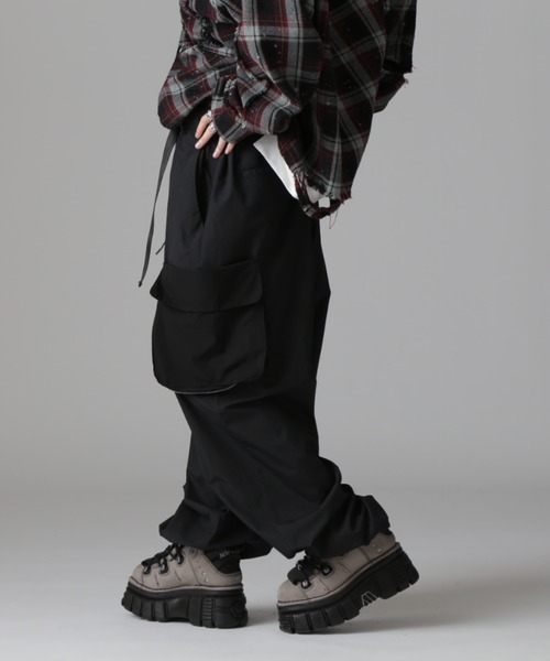 DANKE SCHON(ダンケシェーン)の「DankeSchon/ダンケシェーン/SWITCH NYLON CARGO(その他パンツ・レディース・ブラック・M/L)」の8枚目の写真
