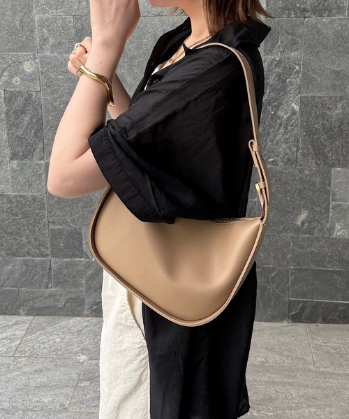 H.TOKYO（エイチトウキョウ）の「H.TOKYO × mimi /ホーボーバッグ（ショルダーバッグ・レディース・ホワイト/ブラック/カーキ・FREE）」の3枚目の写真