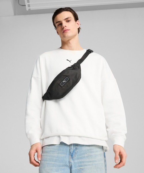 PUMA(プーマ)の「PUMA プーマ ユニセックス プーマ デック ウエスト バッグ 2.2L PUMA DECK Waist Ba(ボディバッグ/ウエストポーチ・メンズ・ブラック×ホワイト/ブラック系その他・フリー)」の1枚目の写真