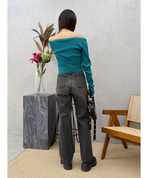 EVRIS（エヴリス）の「フロントジップオフショルニットトップス（ニット/セーター・レディース・ブルー/グレー/ブラック/ホワイト・FREE）」の21枚目の写真