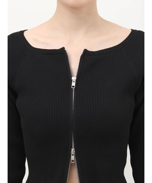 EVRIS（エヴリス）の「フロントジップオフショルニットトップス（ニット/セーター・レディース・ブルー/グレー/ブラック/ホワイト・FREE）」の17枚目の写真