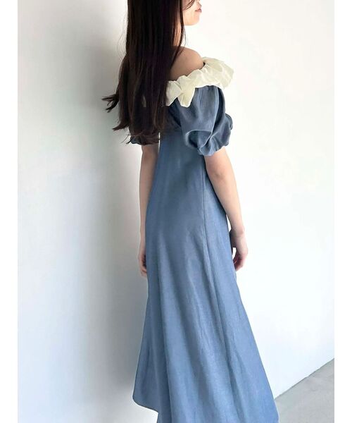 CALNAMUR（カルナムール）の「BALLOON OFF SHOULDER OP/バルーンオフショルダーワンピース（ワンピース・レディース・ブラック/ブルー・SMALL/MEDIUM）」の17枚目の写真