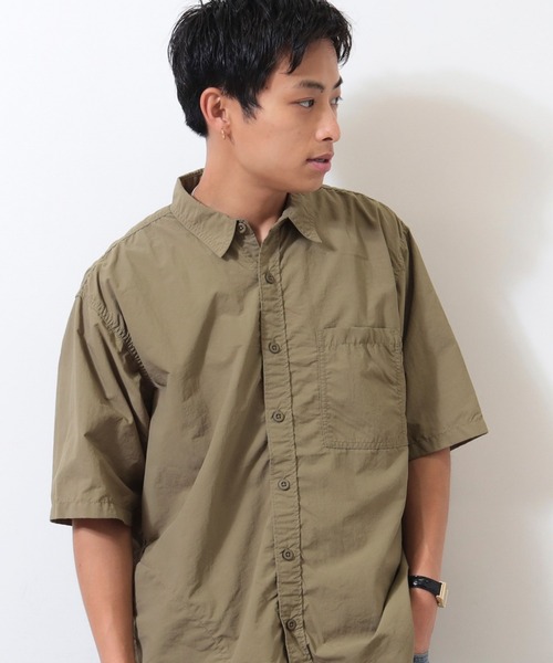 BEAMS（ビームス）の「【撥水】リラックスフィット アクティブ シャツ【セットアップ対応】（シャツ/ブラウス・メンズ・ネイビー/オリーブ/ブラウン・S/M/L/XL）」の2枚目の写真