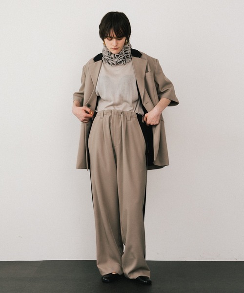 ボリュームティアードフリルネックニットブラウス