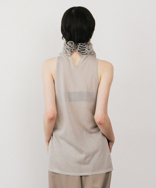 ボリュームティアードフリルネックニットブラウス