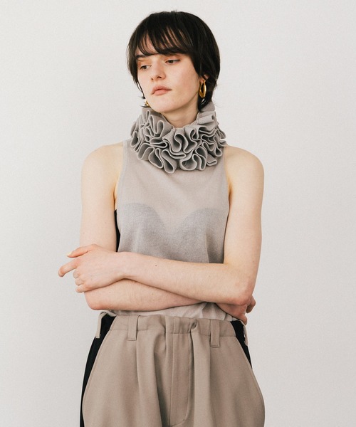 ボリュームティアードフリルネックニットブラウス