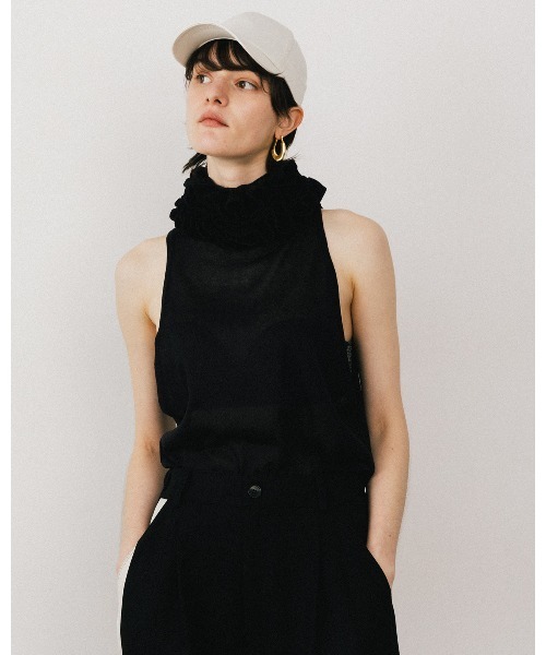 ボリュームティアードフリルネックニットブラウス