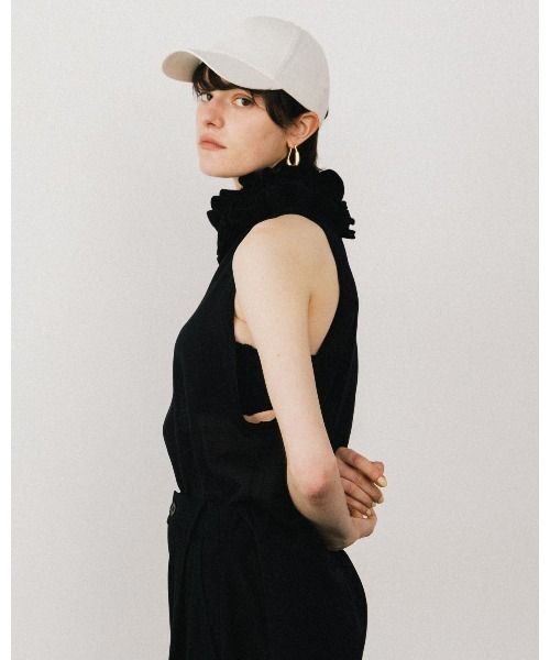 ボリュームティアードフリルネックニットブラウス