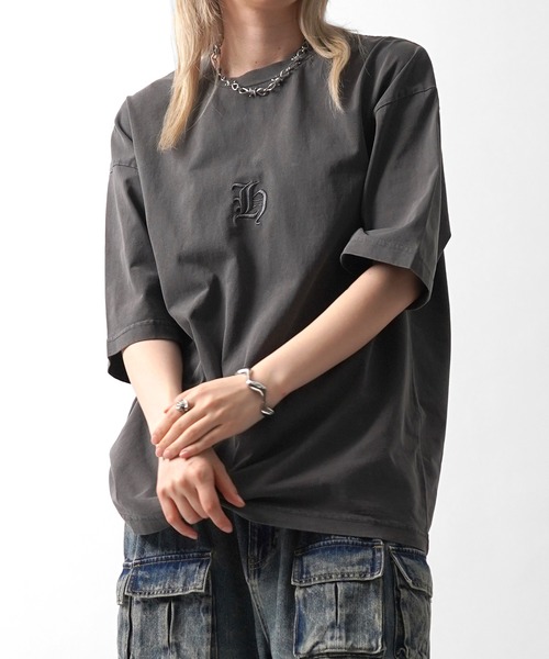 [DEUS]♣ボックスフィット/半袖Tシャツ セール】25SS ハードウォッシュ加工 ワンポイント刺繍 / バック
