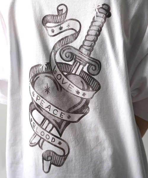 ILL'S(イルズ)の「ハードウォッシュ加工 ワンポイント刺繍 / バックプリント ボックスシルエット 半袖Tシャツ メンズ レディース(Tシャツ/カットソー・メンズ・ブラック系その他/ブラック/チャコール/ホワイト系その他・M/L)」の5枚目の写真