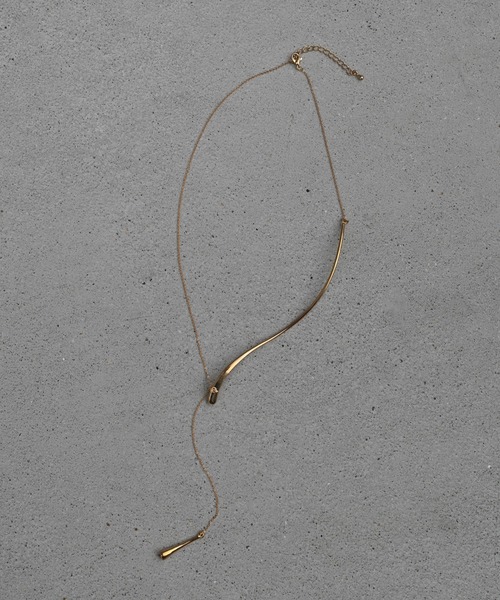 Marient(マリエント)の「Asymmetry Drop Necklace/アシンメトリードロップネックレス(ネックレス・レディース・シルバー/ゴールド・FREE)」の3枚目の写真