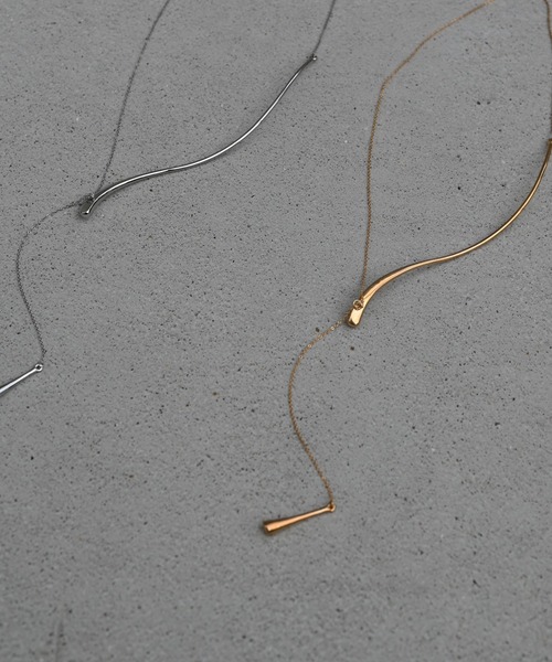 Marient(マリエント)の「Asymmetry Drop Necklace/アシンメトリードロップネックレス(ネックレス・レディース・シルバー/ゴールド・FREE)」の5枚目の写真
