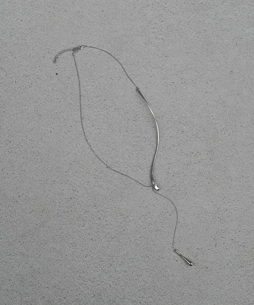 Marient(マリエント)の「Asymmetry Drop Necklace/アシンメトリードロップネックレス(ネックレス・レディース・シルバー/ゴールド・FREE)」の8枚目の写真