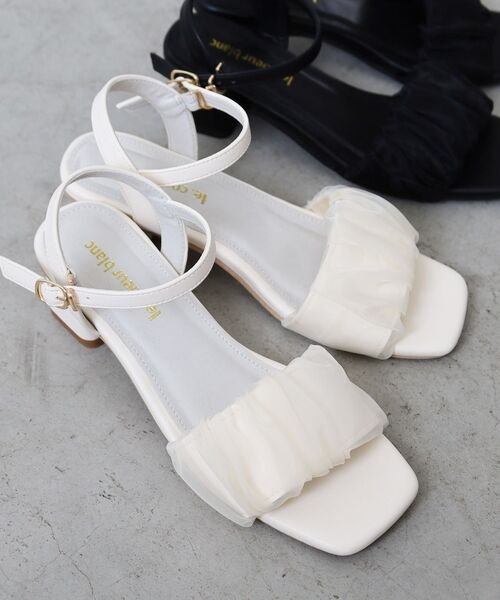 le.coeur blanc（ルクールブラン）の「《WEB限定アイテム》ギャザーストラップサンダル（サンダル・レディース・アイボリー/キャメル/ブラック系その他/ブラック・36/37/38）」の8枚目の写真