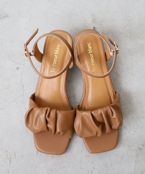 le.coeur blanc（ルクールブラン）の「《WEB限定アイテム》ギャザーストラップサンダル（サンダル・レディース・アイボリー/キャメル/ブラック系その他/ブラック・36/37/38）」の13枚目の写真