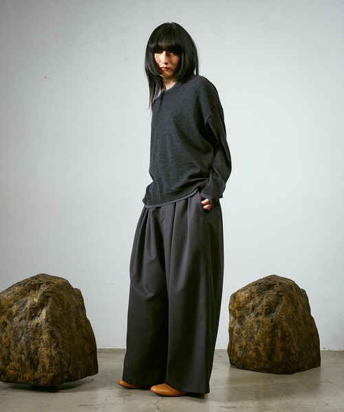 Dulcamara（ドゥルカマラ）の「フェイクレイヤードニットPO（ニット/セーター・メンズ・ミックスグレー/チャコールグレー・0/1）」の9枚目の写真