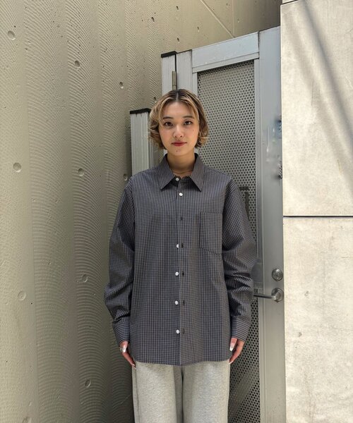 WHO'S WHO gallery（フーズフーギャラリー）の「【KOOKY'N/クーキー】チェックシャツ / UNISEX/ユニセックス（シャツ/ブラウス・レディース・ブラック/グリーン/ブルー・FREE）」の8枚目の写真