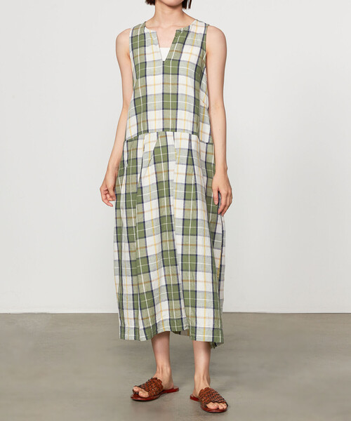 GALLEGO DESPORTES（ギャレゴデスポート）の「GALLEGO DESPORTES | コットンリネン ノースリーブワンピース WOMEN（ワンピース・レディース・グリーン系その他・S）」の10枚目の写真