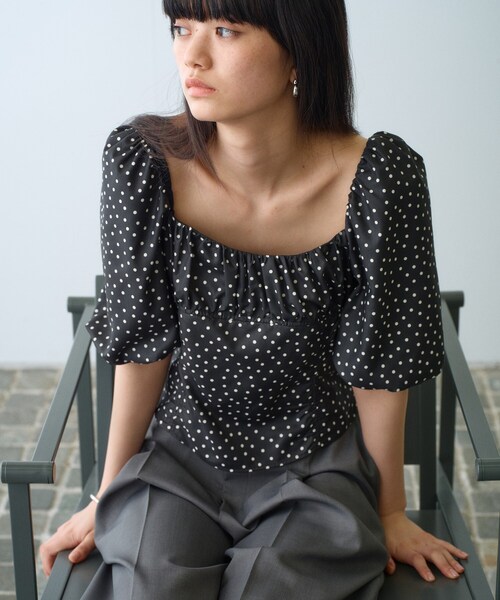 CODE A（コードエー）の「polka dot blouse（シャツ/ブラウス・レディース・ブラック系/ネイビー系・00）」の2枚目の写真
