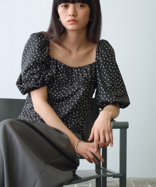 CODE A（コードエー）の「polka dot blouse（シャツ/ブラウス・レディース・ブラック系/ネイビー系・00）」の3枚目の写真