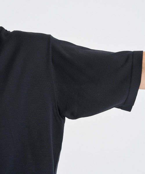 THE TOKYO（ザトウキョウ）の「【THE TOKYO/ザトウキョウ】Washable Silk Knit S/S PO【洗えるシルクのニット】（ニット/セーター・メンズ・ライトベージュ/ブラック/モカ/ダークグレー・48/46/44）」の8枚目の写真