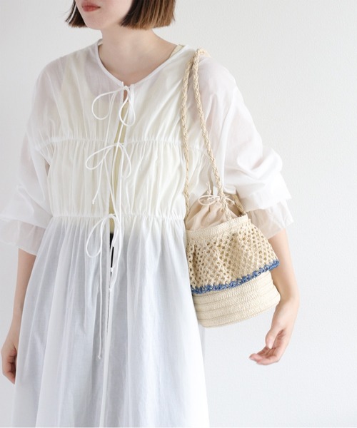 cepo(セポ)の「【aritella】フリルバケツバッグ(ショルダーバッグ・レディース・ライトベージュ/ベージュ・FREE)」の11枚目の写真