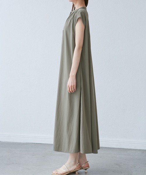 ROPE' PICNIC（ロペピクニック）の「リラックススキッパーロングワンピース（ワンピース・レディース・ブラック/カーキ/ダークグリーン/オレンジ・38）」の18枚目の写真