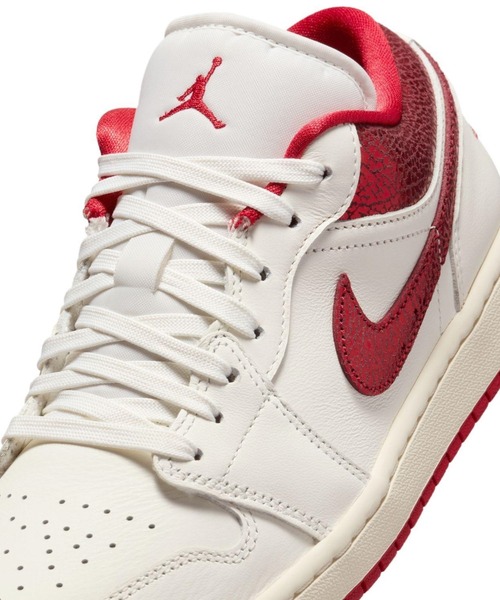 セール】W AIR JORDAN 1 LOW SE HJ9338-106（スニーカー