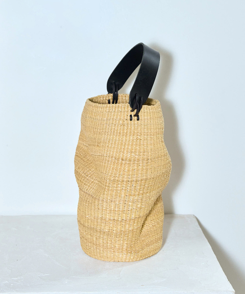 CITYSHOP(シティーショップ)の「Ines Bressand N.40 POT FROISSE:バッグ(かごバッグ・レディース・ベージュ・FREE)」の2枚目の写真
