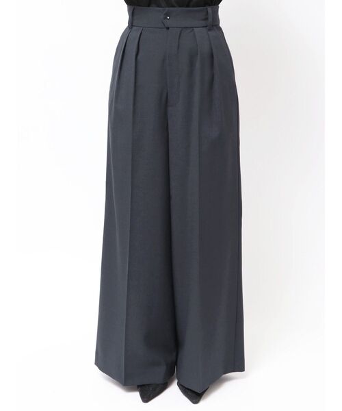 LAGUNAMOON(ラグナムーン)の「イージーケアワイドフレアパンツ(その他パンツ・レディース・ネイビー/モカ・SMALL/MEDIUM)」の6枚目の写真