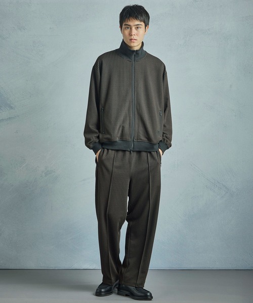 MEN'S BIGI（メンズビギ）の「【50th Anniv . 中田 慎介】 SUEDE LIKE/HOUND’S TOOTH TRACK JACKET（ブルゾン・メンズ・ブラウン/ベージュ・02/01）」の18枚目の写真