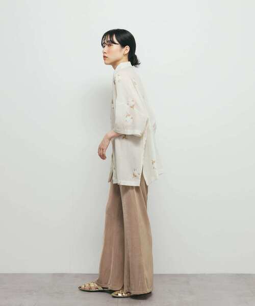 KBF（ケイビーエフ）の「シャイニーイージーフレアパンツ（その他パンツ・レディース・ベージュ/ブラック/グレー・ONE）」の9枚目の写真