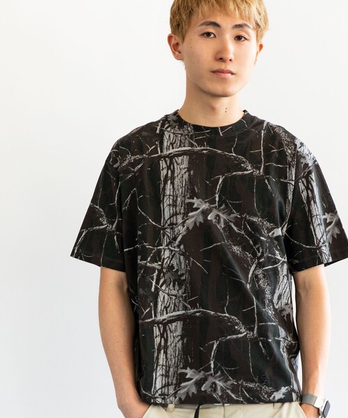City Ambient Products（シティアンビエントプロダクツ）の「City Ambient Products: ツリー カモフラージュ プリント Tシャツ（Tシャツ/カットソー・メンズ・ブラック/オリーブ・MEDIUM/LARGE/SMALL）」の2枚目の写真