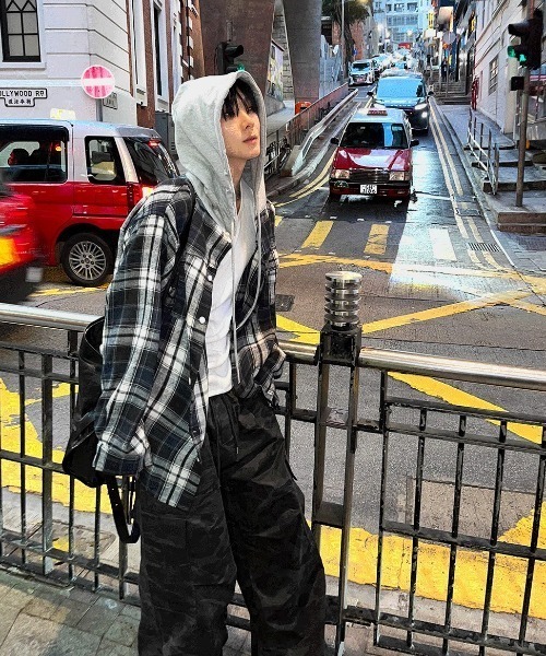 COSYHARU（コシハル）の「ミリタリーカーゴパンツ（カーゴパンツ・メンズ・ベージュ/チャコール・FREE）」の6枚目の写真