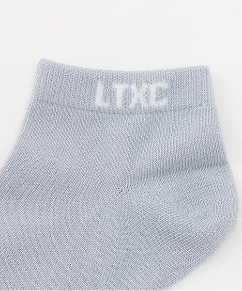 LOVETOXIC(ラブトキシック)の「【抗菌防臭】LTXCロゴスニーカー丈ソックス(ソックス/靴下・キッズ・モスグリーン/ホワイト/ブラック/サックスブルー・F)」の5枚目の写真