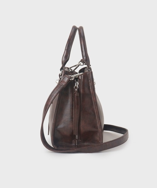 セール】【FANCYシリーズ】スタッズスクエアボストンバッグ