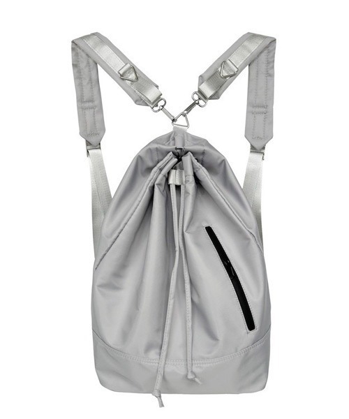 Ressaca(レサーカ)の「巾着ナイロンリュック ナップサック(バックパック/リュック・メンズ・ブラック/グレー・FREE)」の6枚目の写真