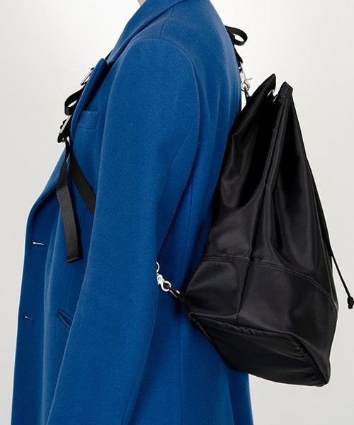 Ressaca(レサーカ)の「巾着ナイロンリュック ナップサック(バックパック/リュック・メンズ・ブラック/グレー・FREE)」の14枚目の写真