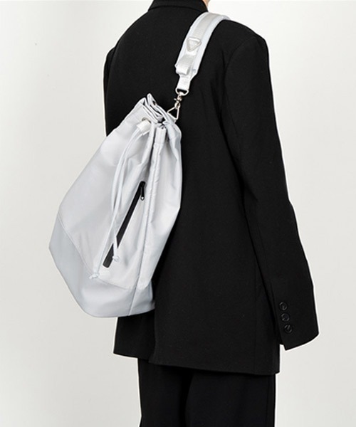 Ressaca(レサーカ)の「巾着ナイロンリュック ナップサック(バックパック/リュック・メンズ・ブラック/グレー・FREE)」の19枚目の写真