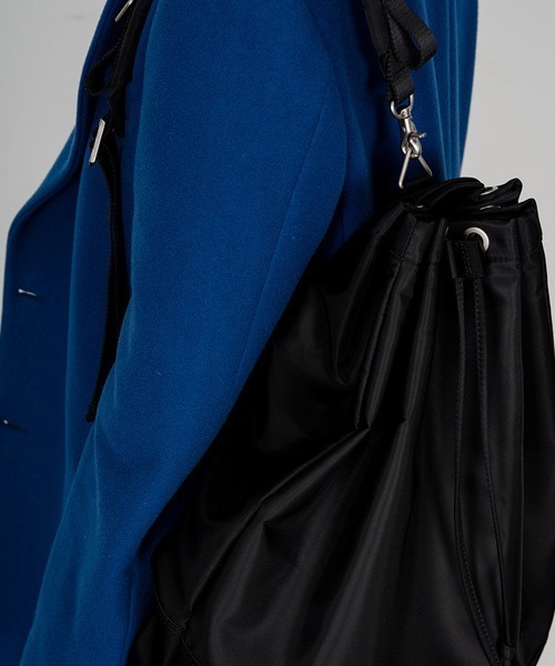 Ressaca(レサーカ)の「巾着ナイロンリュック ナップサック(バックパック/リュック・メンズ・ブラック/グレー・FREE)」の16枚目の写真