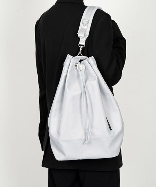 Ressaca(レサーカ)の「巾着ナイロンリュック ナップサック(バックパック/リュック・メンズ・ブラック/グレー・FREE)」の22枚目の写真