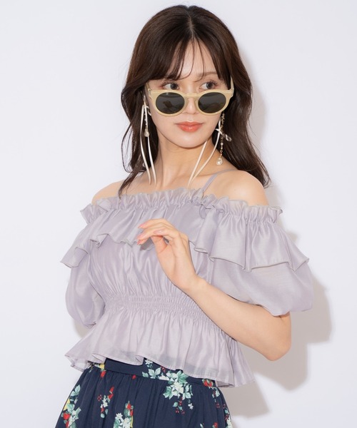WILLSELECTION(ウィルセレクション)の「シャーリングオフショルブラウス(シャツ/ブラウス・レディース・ピンク/ライトグレー/ライトベージュ/オフホワイト・FREE)」の3枚目の写真